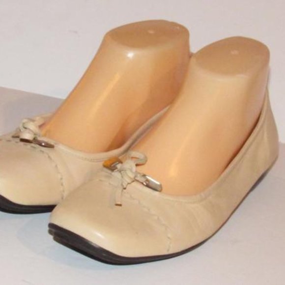 Prada Pink Beige Almond Toe Chrome Accent Designer Flats - Picture 11 of 12